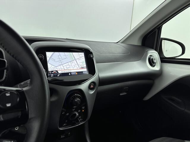 Toyota AYGO 1.0 VVT-i X-Nav | Navigatie | NL-Auto | Parkeercamera |