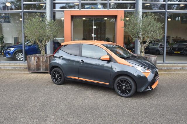 Toyota AYGO 1.0 VVT-I JBL