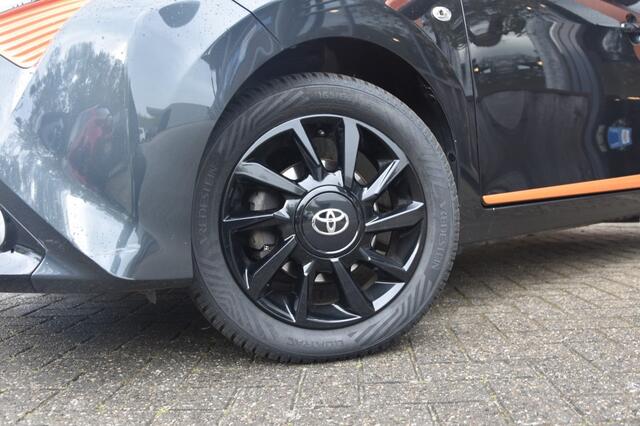 Toyota AYGO 1.0 VVT-I JBL
