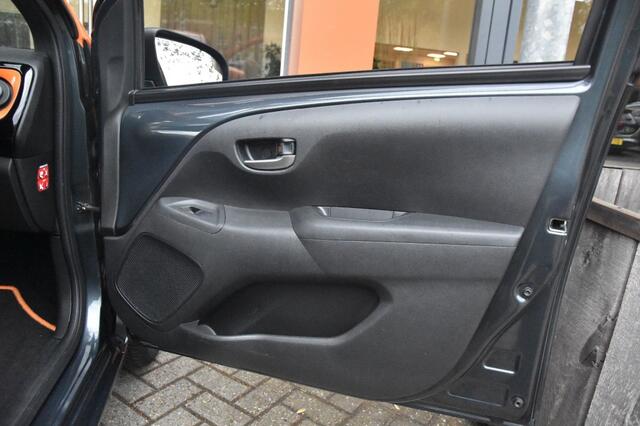 Toyota AYGO 1.0 VVT-I JBL