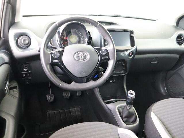 Toyota AYGO 1.0 VVT-i x-cite I Apple Carplay/Android Auto I Climate Control I Camera I USB I Dealer Onderhouden I