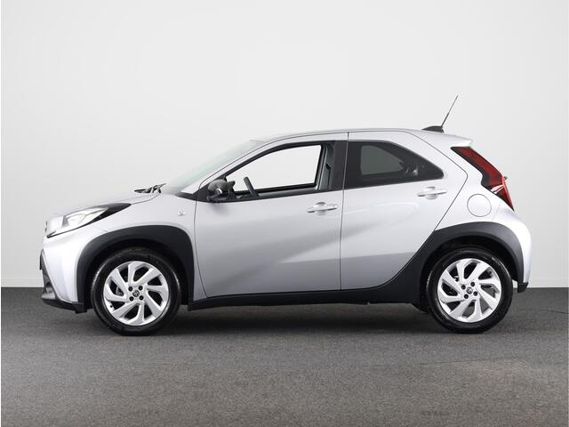 Toyota AYGO X 1.0 VVT-i MT Pulse | Voorstoelen verwarmd | Parkeercamera | Apple Carplay /- Android Auto |