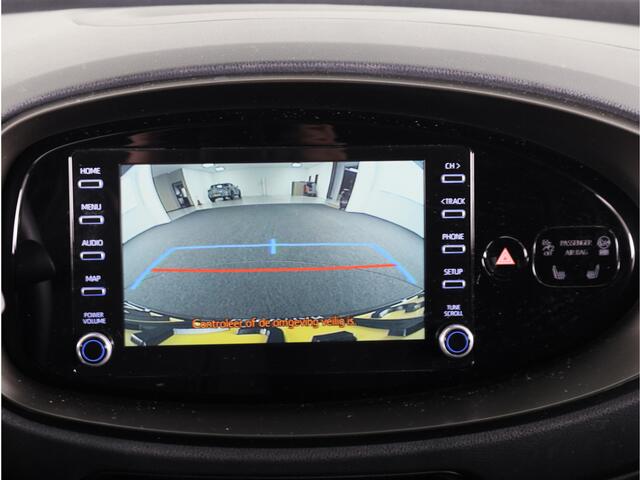Toyota AYGO X 1.0 VVT-i MT Pulse | Voorstoelen verwarmd | Parkeercamera | Apple Carplay /- Android Auto |