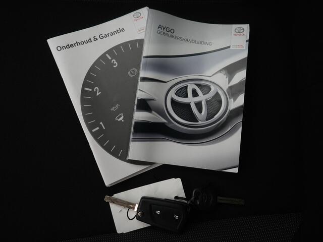 Toyota AYGO 1.0 VVT-i x-fun | Airco | Bluetooth | NL-Auto |