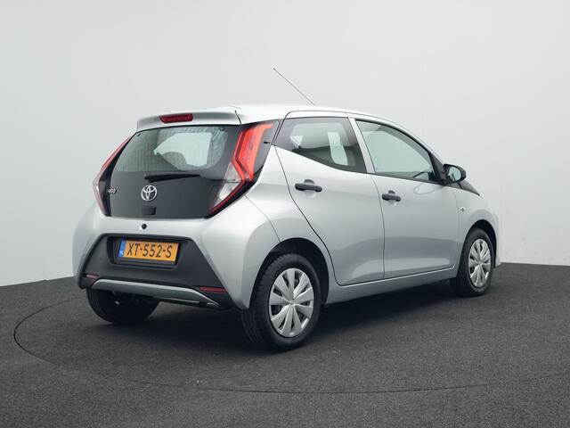 Toyota AYGO 1.0 VVT-i x-fun