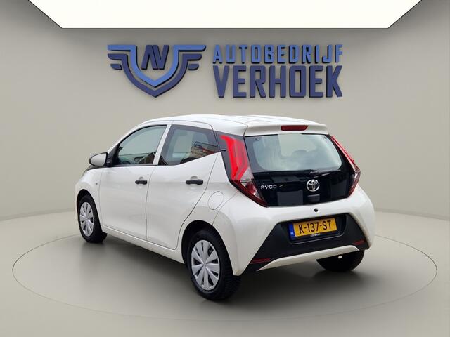 Toyota AYGO 1.0 VVT-i 5-Drs X-Fun Airco - NL Auto - Lage Kmstand!