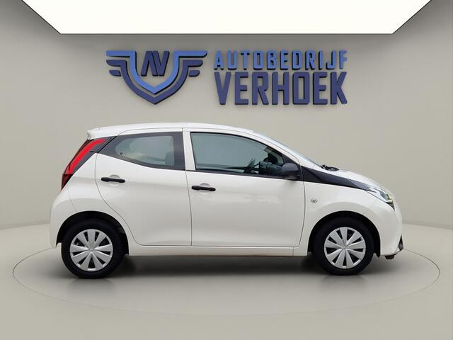 Toyota AYGO 1.0 VVT-i 5-Drs X-Fun Airco - NL Auto - Lage Kmstand!