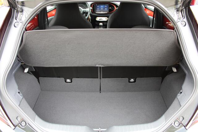 Toyota AYGO X 1.0 VVT-i MT Envy | Rijklaar | JBL | Navi | Apple/Android | Camera | Cruise
