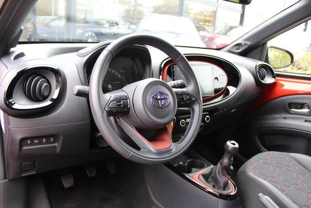 Toyota AYGO X 1.0 VVT-i MT Envy | Rijklaar | JBL | Navi | Apple/Android | Camera | Cruise