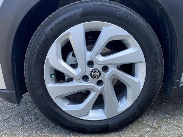 Toyota AYGO X 1.0 VVT-i MT first