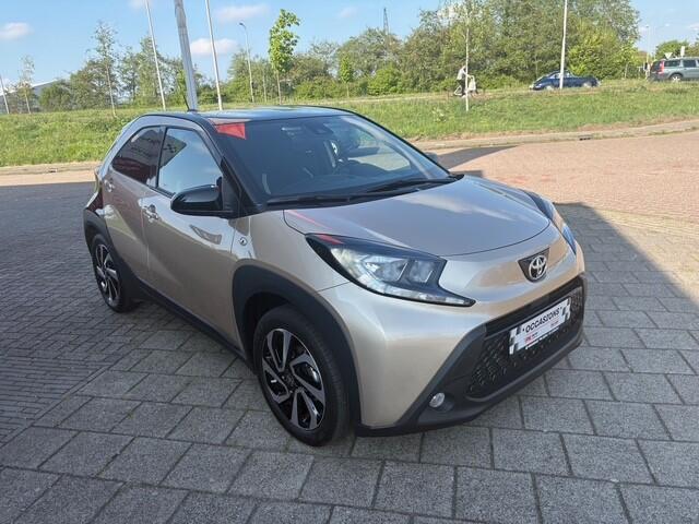 Toyota AYGO X 1.0 VVT-i S-CVT Envy | Navi | Ad Cruise | 11.973 km Dealeronderhouden