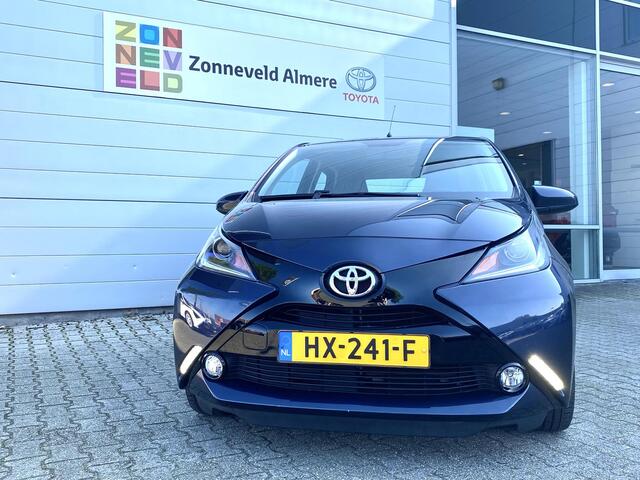 Toyota AYGO 1.0 VVT-i x-play AUTOMAAT