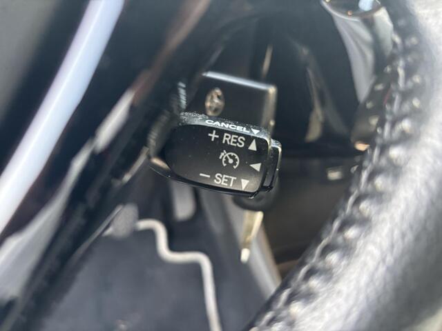 Toyota AYGO 1.0 VVT-i x-joy NL auto, zeer netjes
