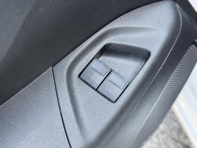 Toyota AYGO 1.0 VVT-i x-play Cruise | Camera | Bluetooth
