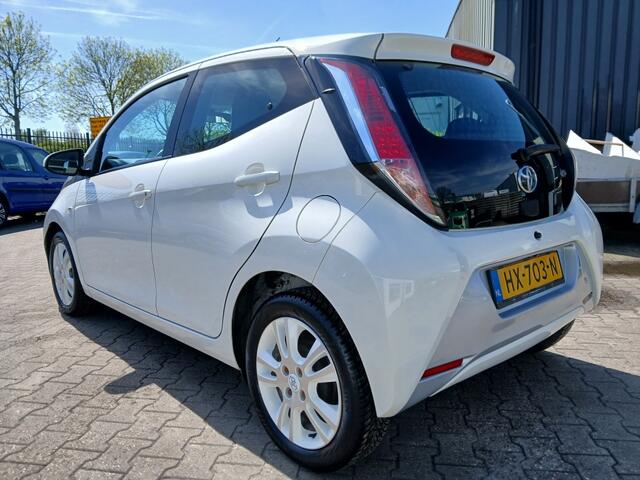 Toyota AYGO 1.0 VVT-i x-pure 5-Deurs/Airco/NL Auto