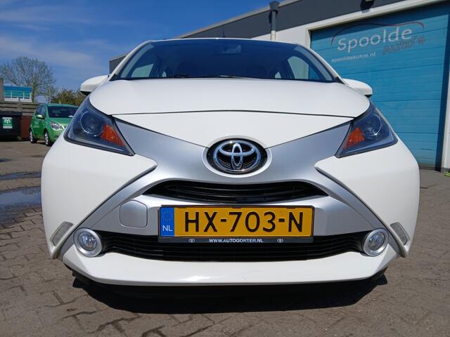 Toyota AYGO 1.0 VVT-i x-pure 5-Deurs/Airco/NL Auto