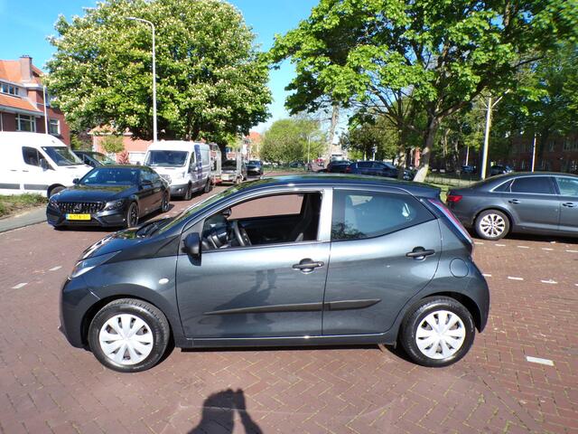 Toyota AYGO 1.0 VVT-i x-now 1E EIGENAAR ORG KM NAP AANTOONBAAR......