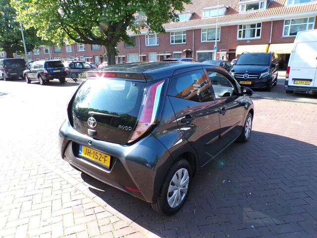 Toyota AYGO 1.0 VVT-i x-now 1E EIGENAAR ORG KM NAP AANTOONBAAR......