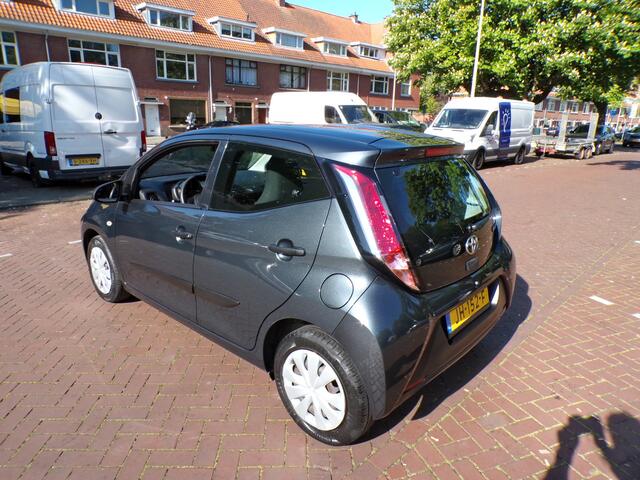 Toyota AYGO 1.0 VVT-i x-now 1E EIGENAAR ORG KM NAP AANTOONBAAR......