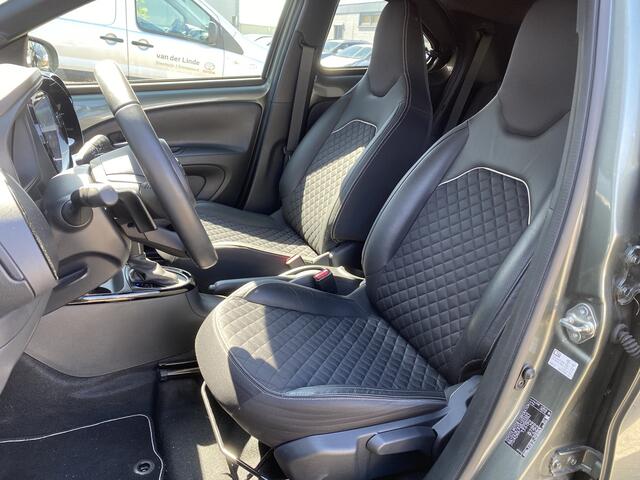 Toyota AYGO X 1.0 VVT-i S-CVT Premium Cabrio Automaat NL Auto JBL Keyless PDC Stoelverwarming Dealer Onderhouden