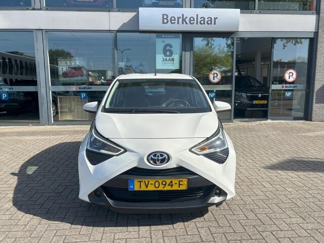 Toyota AYGO 1.0 VVT-i x-play