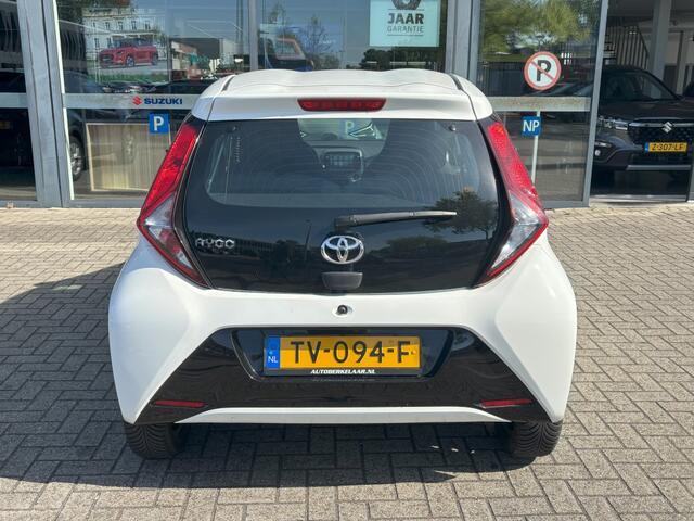 Toyota AYGO 1.0 VVT-i x-play