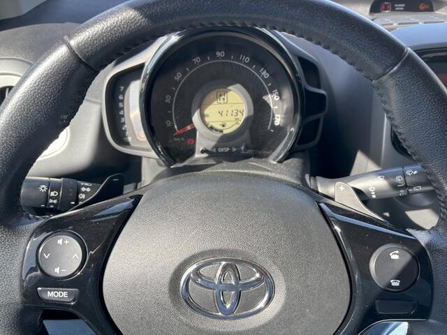 Toyota AYGO 1.0 VVT-i x-play
