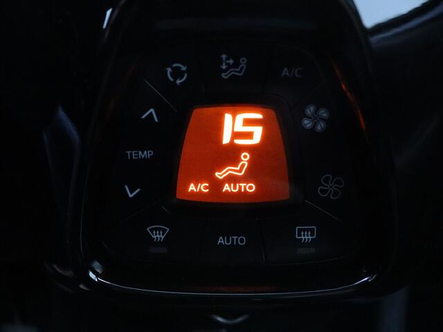 Toyota AYGO 1.0 VVT-i x Climate control | Bluetooth | Radio