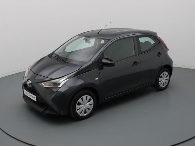 Toyota AYGO 1.0 VVT-i x Climate control | Bluetooth | Radio