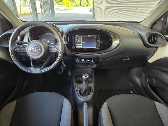 Toyota AYGO X 1.0 VVT-i MT Play