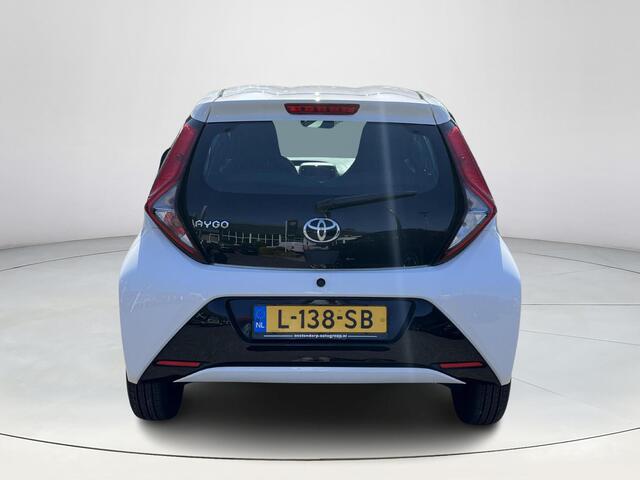 Toyota AYGO 1.0 VVT-i x-play | 5 deurs | Carplay | Airconditioning | Parkeercamera | Elektrische buitenspiegels |