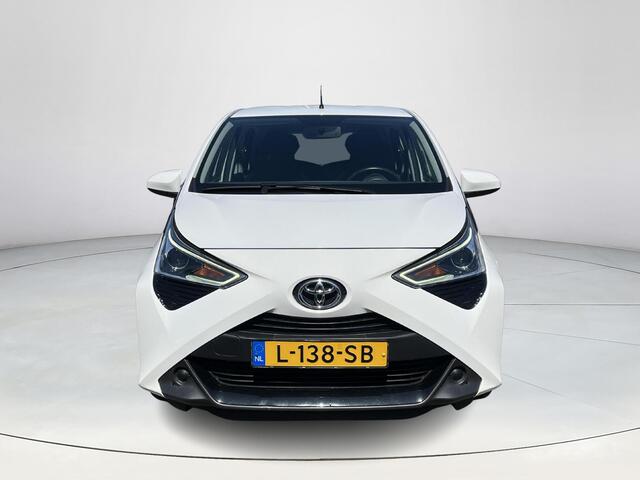 Toyota AYGO 1.0 VVT-i x-play | 5 deurs | Carplay | Airconditioning | Parkeercamera | Elektrische buitenspiegels |