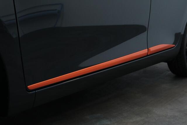 Toyota AYGO 1.0 VVT-i x-JBL, 1e eigenaar, Apple Carplay/Android Auto, Camera, Dealer onderhouden!
