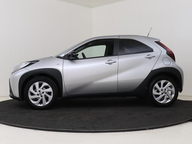 Toyota AYGO X 1.0 VVT-i MT first I Apple Carplay/Android Auto I Airco I Cruise Control I Camera I USB I