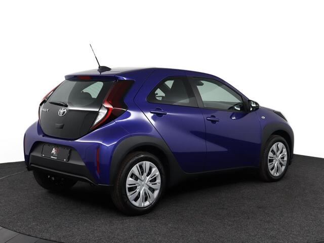 Toyota AYGO X 1.0 VVT-i MT Play | Apple Carplay & Android auto | Cruise control | Parkeer camera |