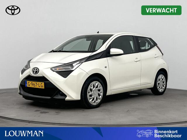 Toyota AYGO 1.0 VVT-i x-play | Camera | Apple Carplay & Android Auto | Airco |