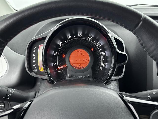Toyota AYGO 1.0 VVT-i x-play | Camera | Apple Carplay & Android Auto | Airco |