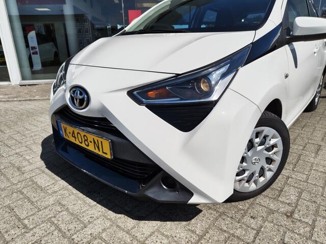 Toyota AYGO 1.0 VVT-i x-play Automaat | Android Auto, Apple Carplay | Achter
