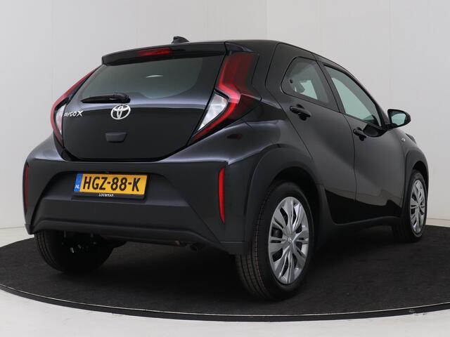 Toyota AYGO X 1.0 VVT-i S-CVT Play