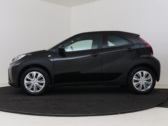 Toyota AYGO X 1.0 VVT-i S-CVT Play