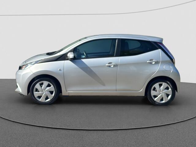 Toyota AYGO 1.0 VVT-i X-Play | Automaat | Camera