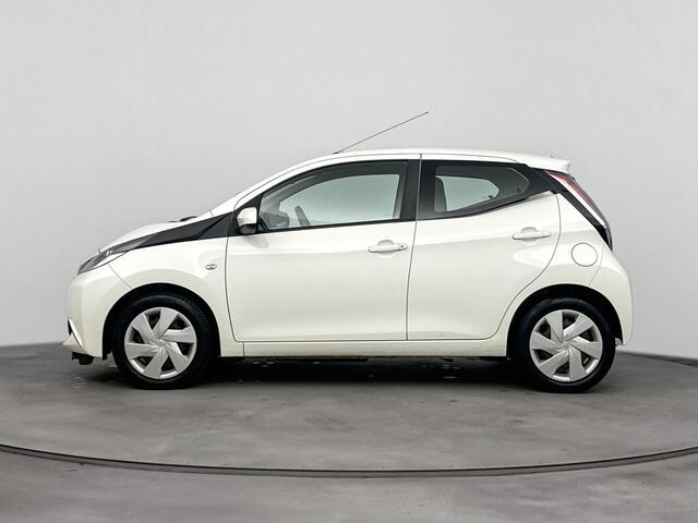 Toyota AYGO 1.0 VVT-i x-nav | Airco | Navigatie |