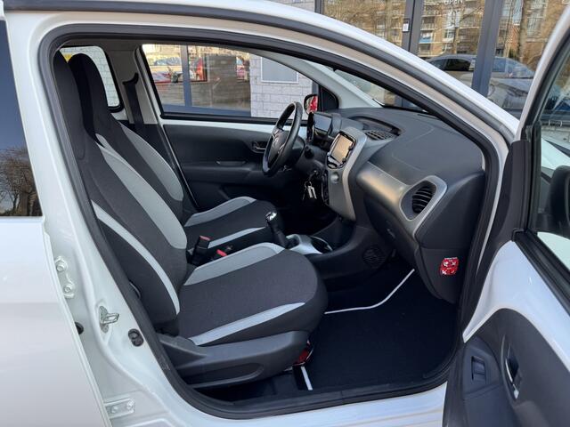 Toyota AYGO 1.0 VVT-i x-play Camera led Nap Beurt