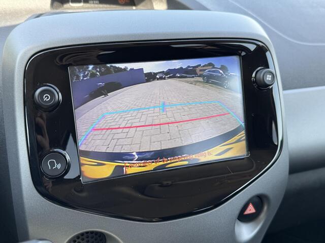 Toyota AYGO 1.0 VVT-i x-joy / DAB radio /Cruise control / Android Auto/Apple Carplay / Achteruitrijcamera
