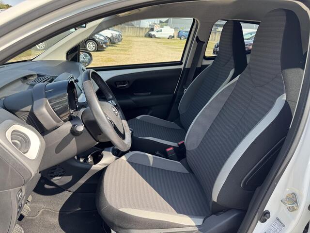 Toyota AYGO 1.0 VVT-i x-joy / DAB radio /Cruise control / Android Auto/Apple Carplay / Achteruitrijcamera