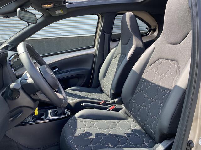 Toyota AYGO X 1.0 VVT-i MT Envy Cabrio, Schuif/open dak, Navigatie, Achteruitrijcamera, JBL, Navigatie