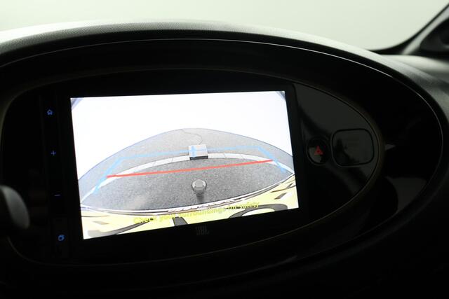 Toyota AYGO X 1.0 VVT-i MT Envy | Apple Carplay/Android Auto | Fietsendragerbeugel | Navigatie | Parkeercamera |