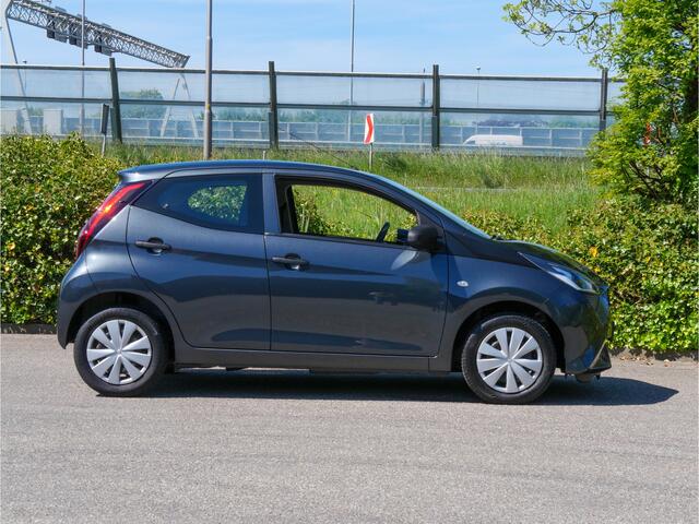 Toyota AYGO 1.0 VVT-i x-fun | CRUISE CONTROL | BLUETOOTH |