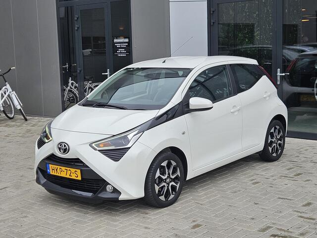 Toyota AYGO 1.0 VVT-i x-play Carplay Camera Cruise