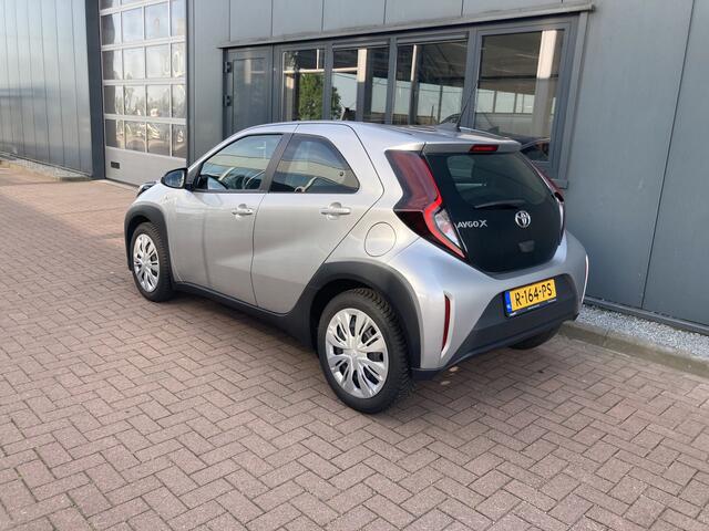 Toyota AYGO X 1.0 VVT-i Play 5-drs. CAMERA/CARPLAY/AIRCO/ADAPT.CRUISE